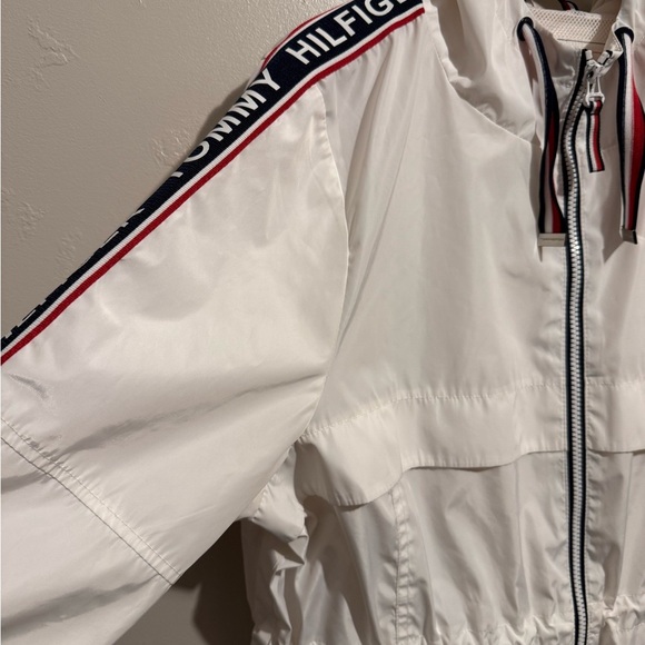 Tommy Hilfiger Long Windbreaker Logo Jacket Women's Size Large White, Red & Blue - Picture 6 of 16